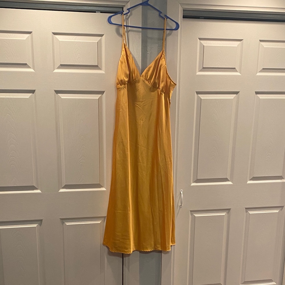 Abercrombie & Fitch Gold Midi Dress